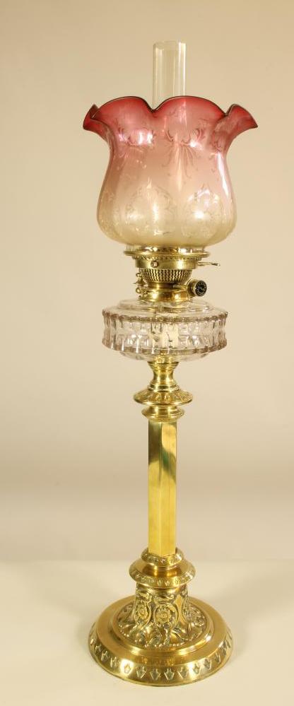 A LATE VICTORIAN BRASS OIL LAMP BASE Image