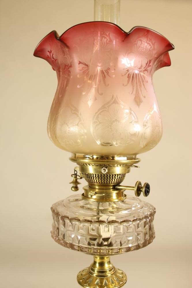 A LATE VICTORIAN BRASS OIL LAMP BASE Image