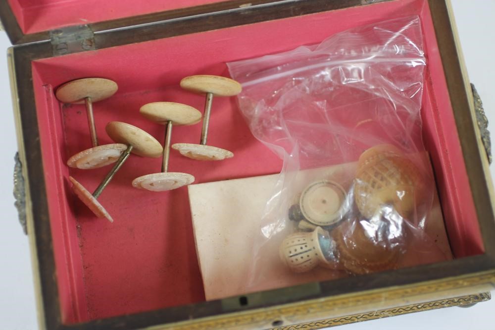 A REGENCY ENGLISH LACQUERED WORK BOX Image