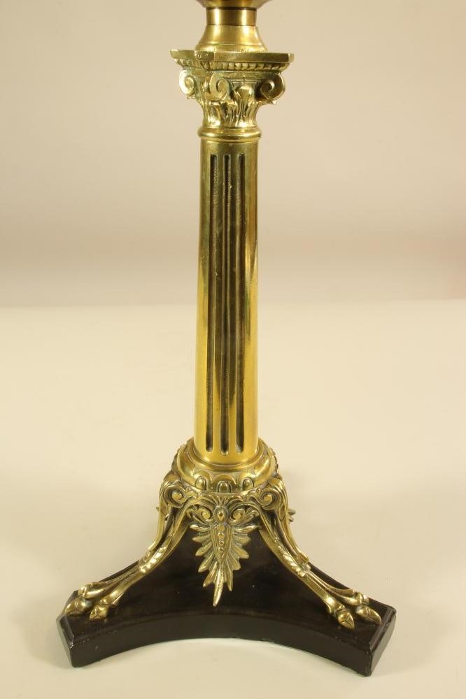 A VICTORIAN BRASS OIL LAMP BASE Image