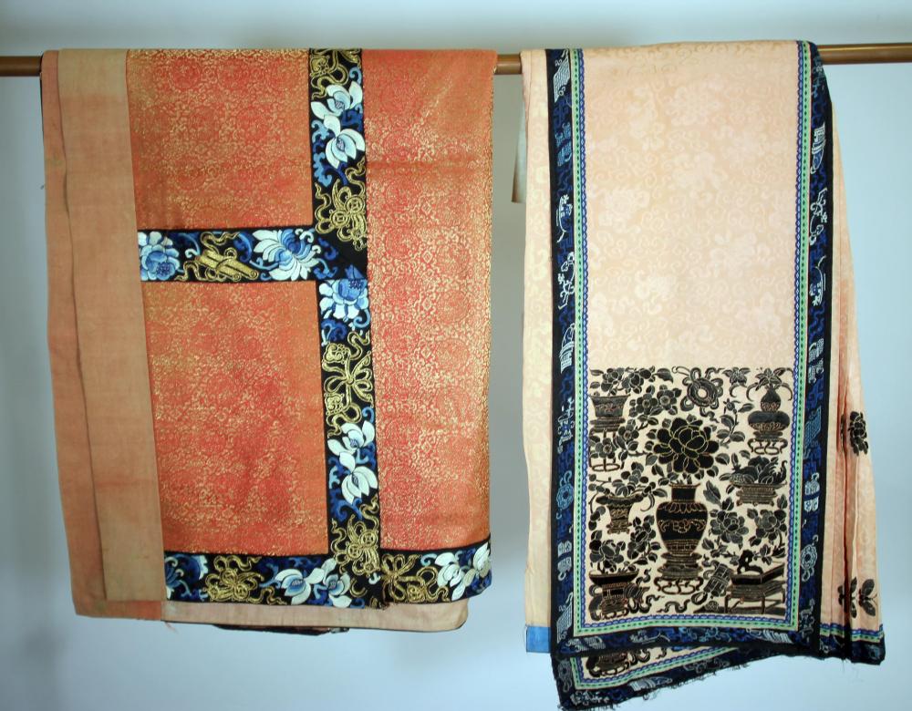 A CHINESE PALE APRICOT DAMASK SILK SKIRT Image