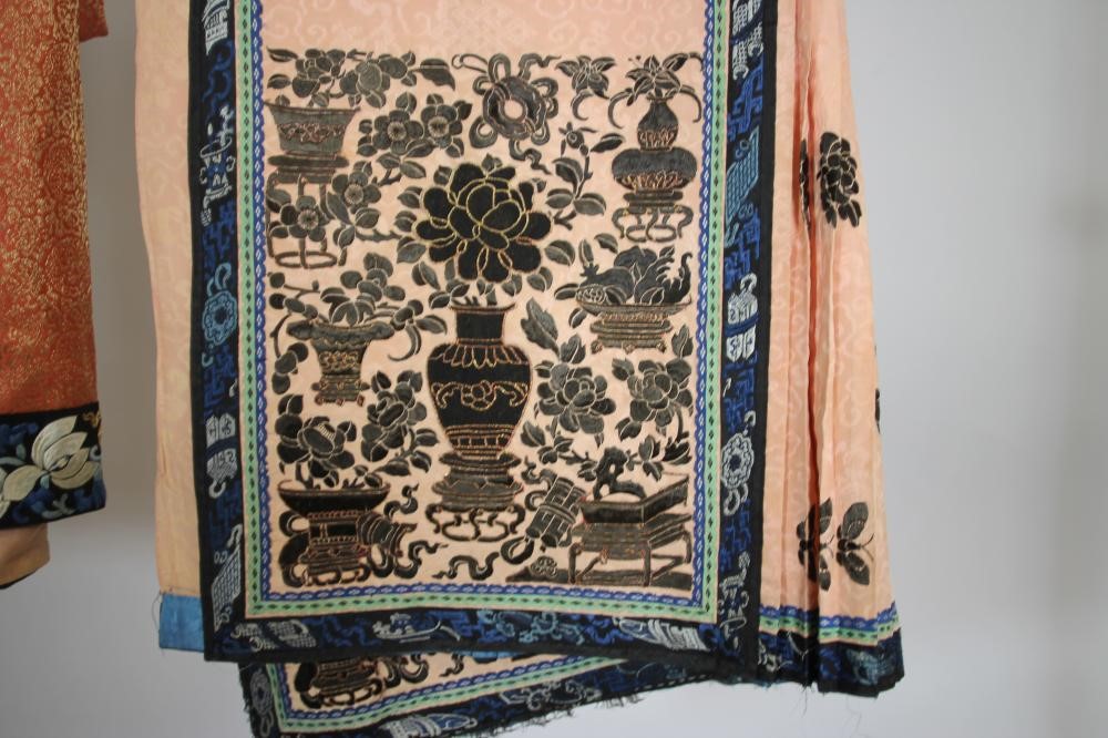 A CHINESE PALE APRICOT DAMASK SILK SKIRT Image