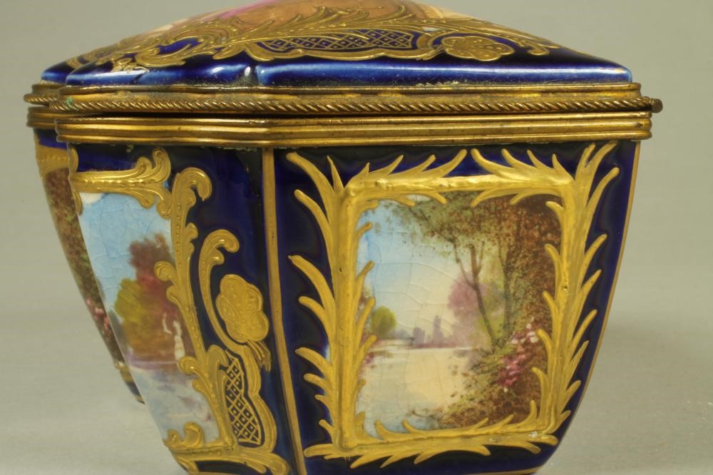 A FRENCH EARTHENWARE CASKET Image