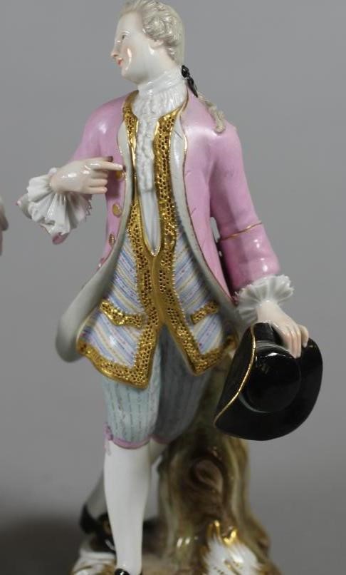 A PAIR OF MEISSEN PORCELAIN FIGURES Image