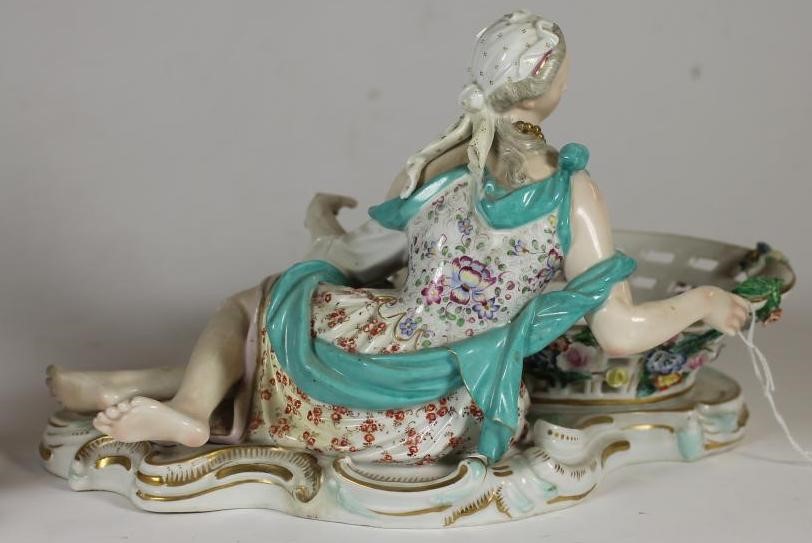 A MEISSEN PORCELAIN FIGURAL SWEETMEAT DISH Image