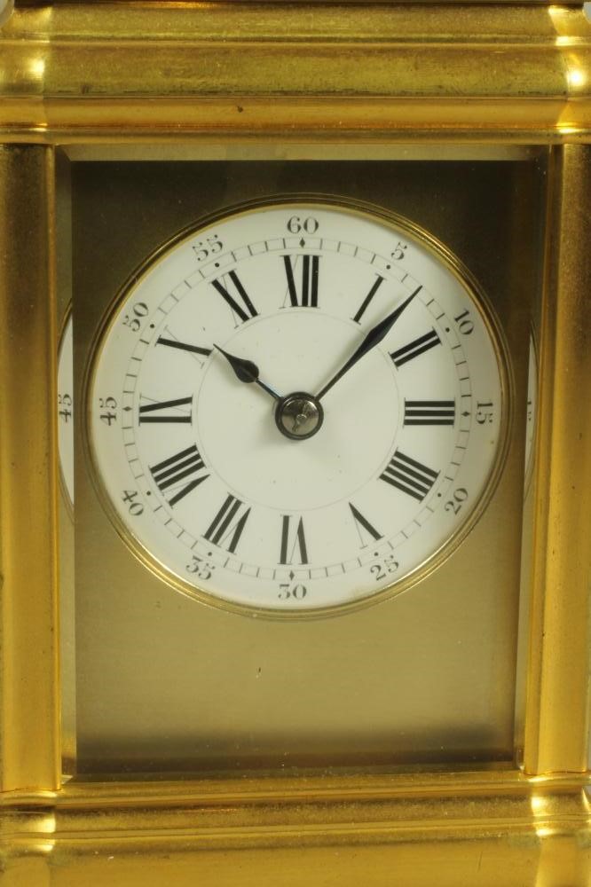 A SMALL CARRIAGE CLOCK Image