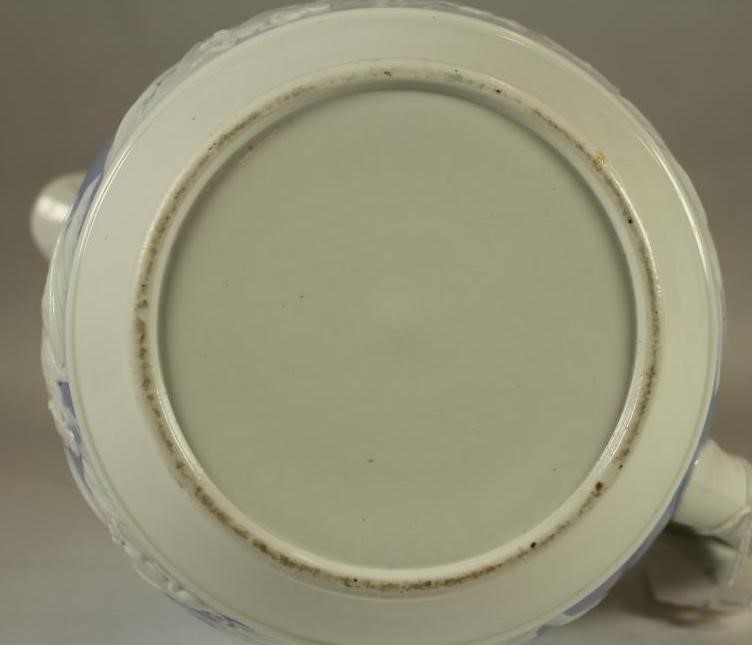 A STAFFORDSHIRE PORCELANEOUS JUG Image