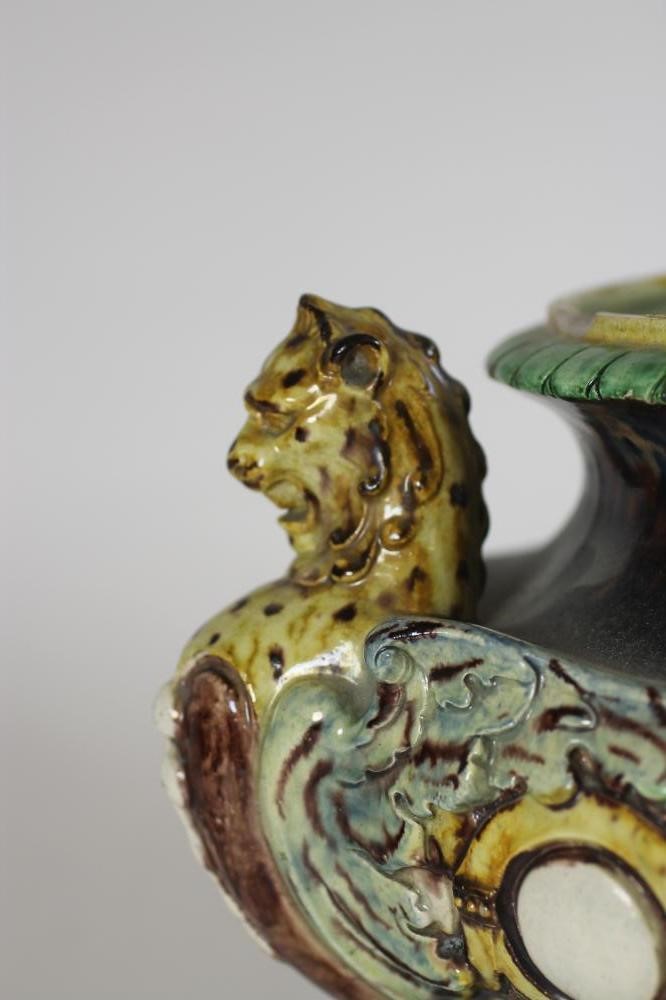 A CONTINENTAL MAJOLICA CISTERN Image