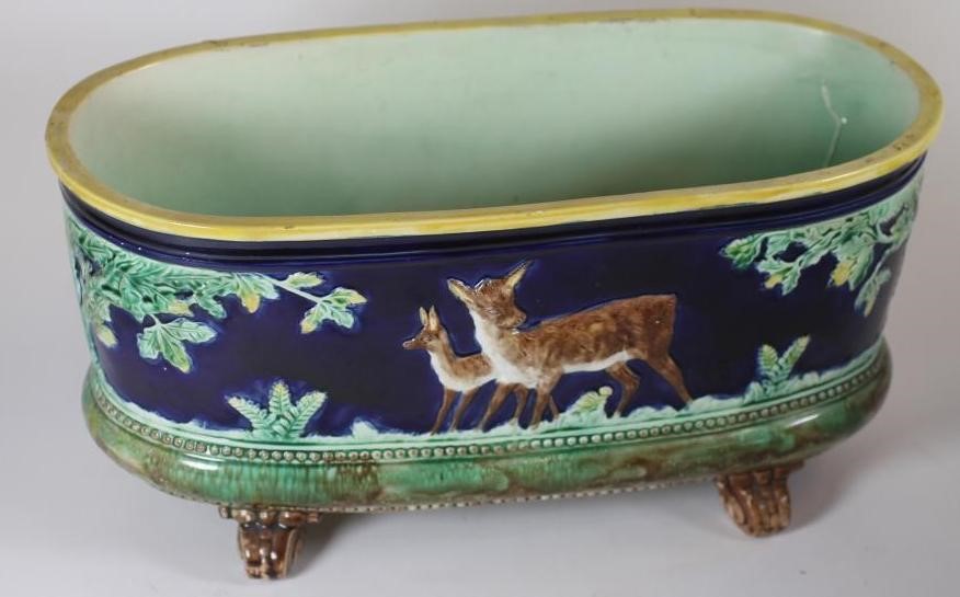 A CONTINENTAL MAJOLICA JARDINIERE Image