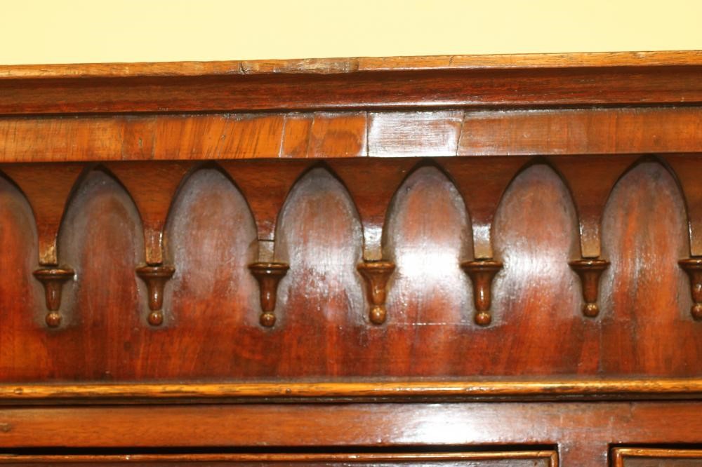 A GEORGE III MAHOGANY CHEST ON CHEST Image