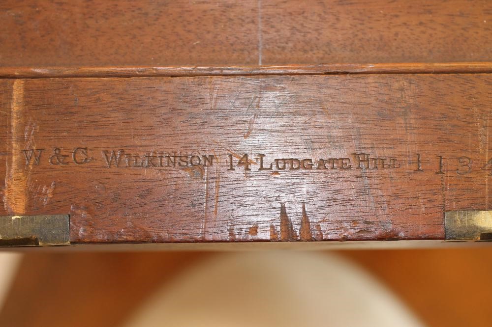 A WILLIAM IV ROSEWOOD BREAKFAST TABLE Image