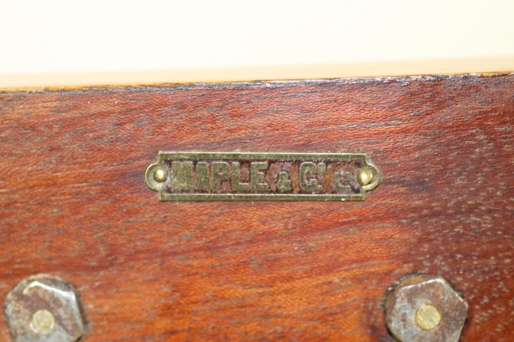 AN EDWARDIAN SATINWOOD BEDSIDE CABINET of kidney form crossbanded with ebony stringing Image