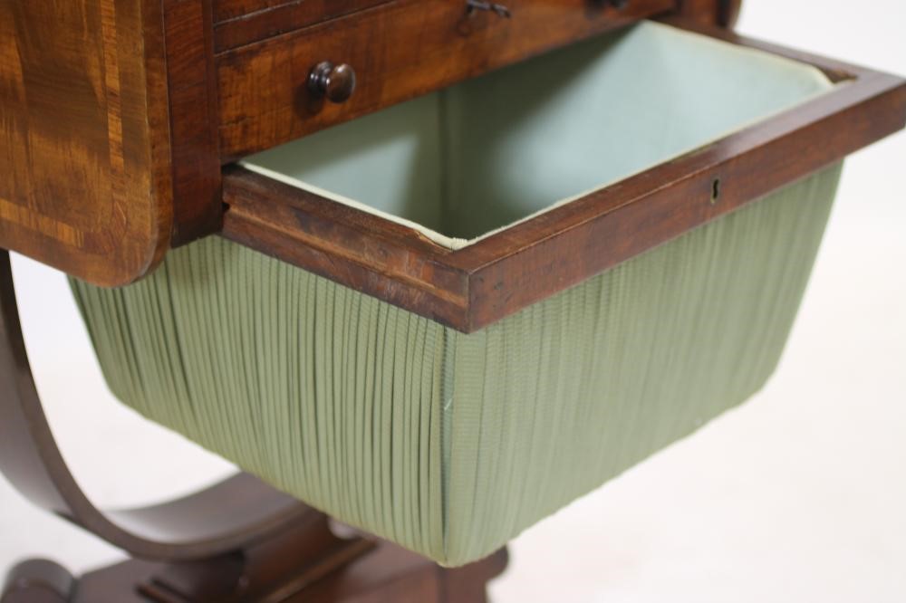 A REGENCY MAHOGANY WORK TABLE Image