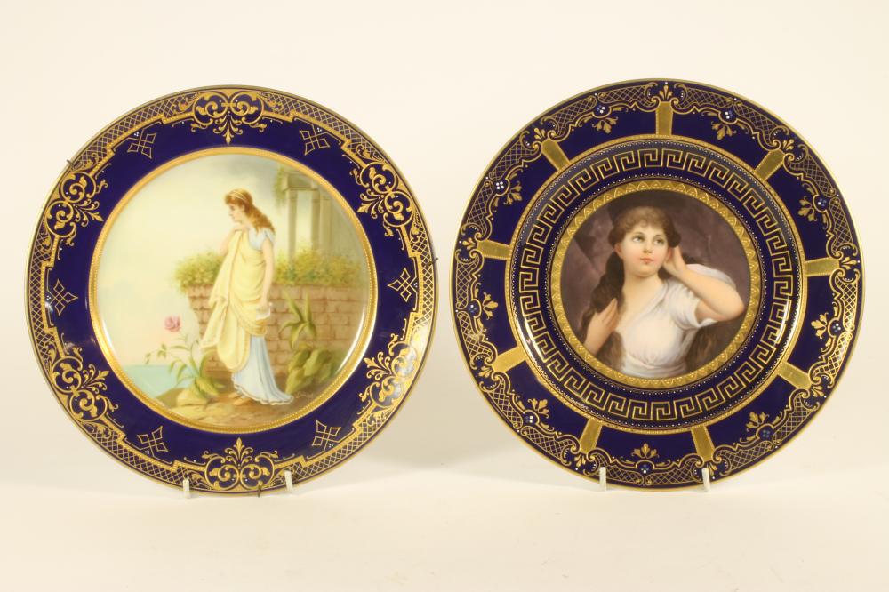 A VIENNA PORCELAIN CABINET PLATE Image