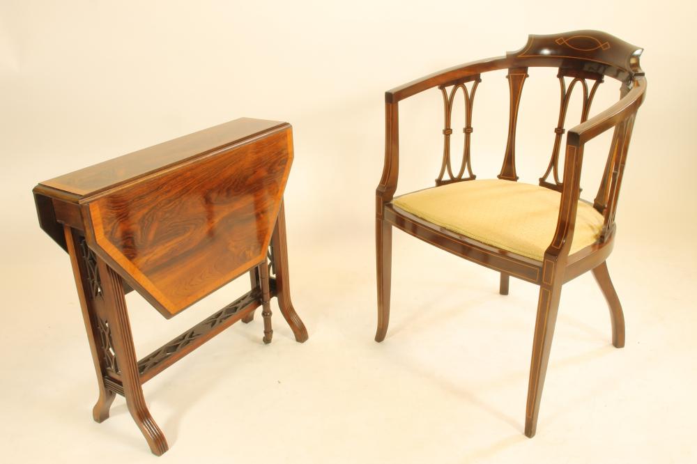 A LATE VICTORIAN ROSEWOOD SUTHERLAND TABLE Image