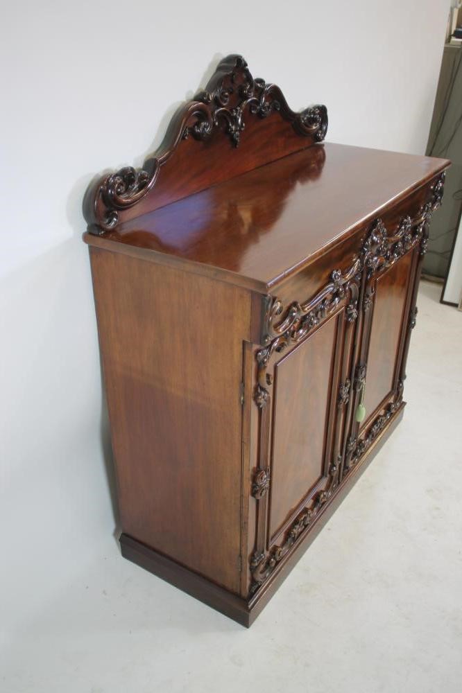 A MID VICTORIAN MAHOGANY CHIFFONIER Image