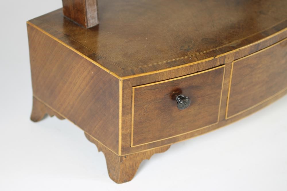 A GEORGIAN MAHOGANY TOILET MIRROR Image