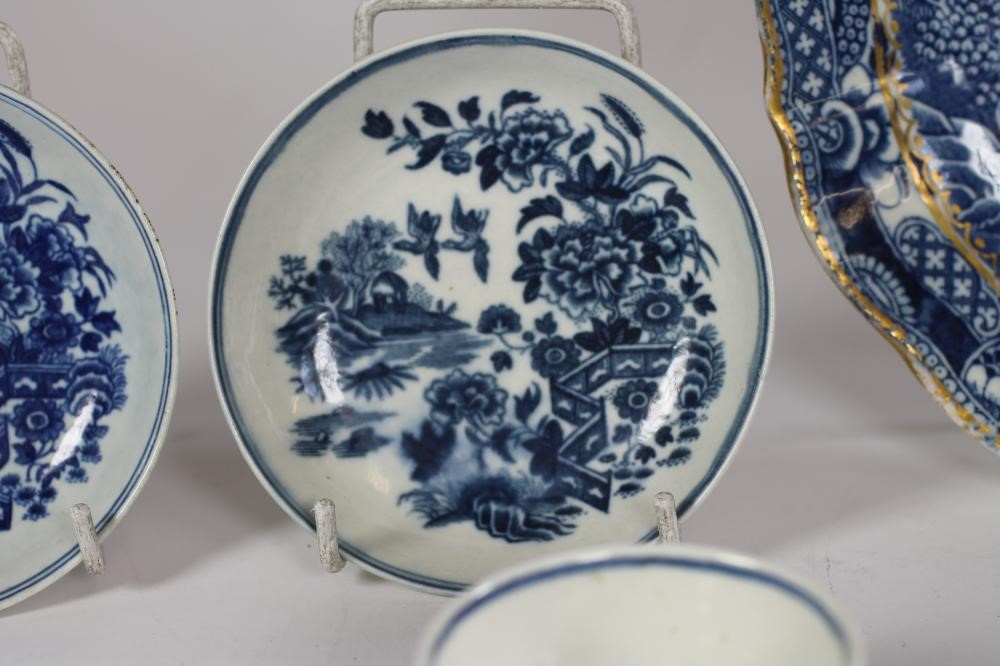 A FIRST PERIOD WORCESTER PORCELAIN SPARROW BEAK JUG Image