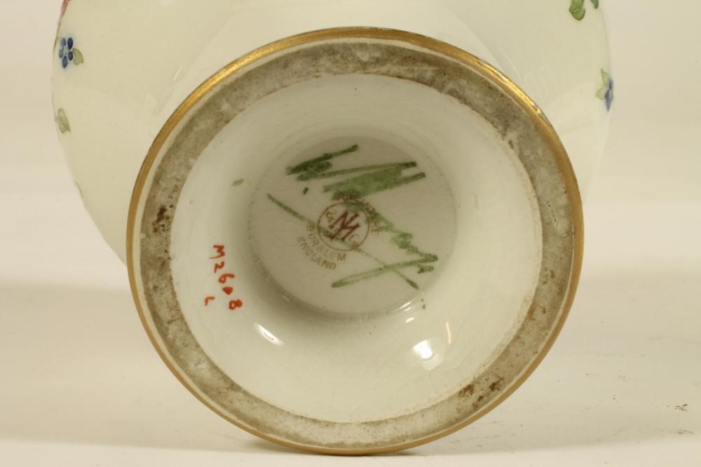 A MACINTYRE MOORCROFT POTTERY VASE Image