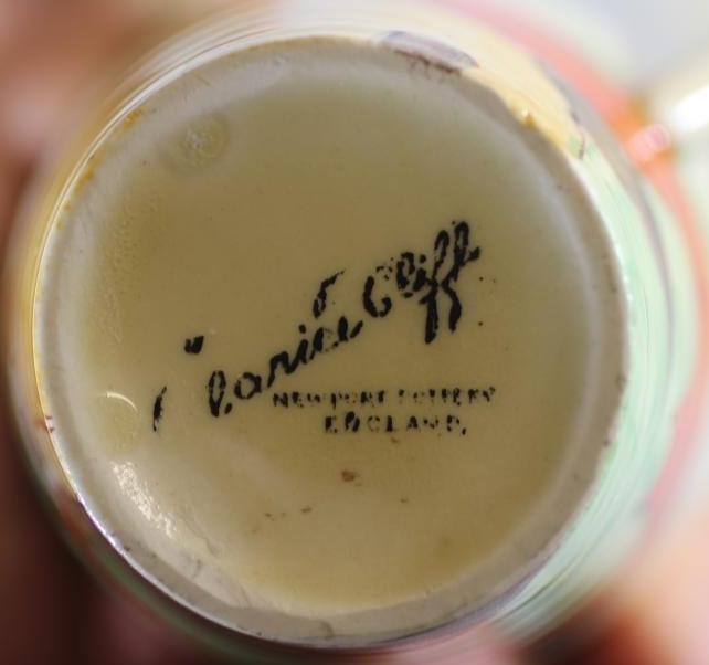 A SET OF SIX CLARICE CLIFF NEWPORT POTTERY COFFEE CUPS AND SAUCERS Image