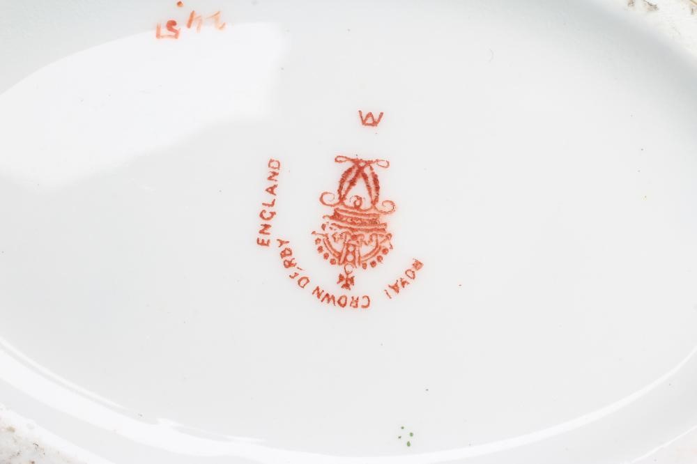 A ROYAL CROWN DERBY CHINA "WITCHES" PATTERN MIXED PART TEA AND COFFEE SERVICE Image