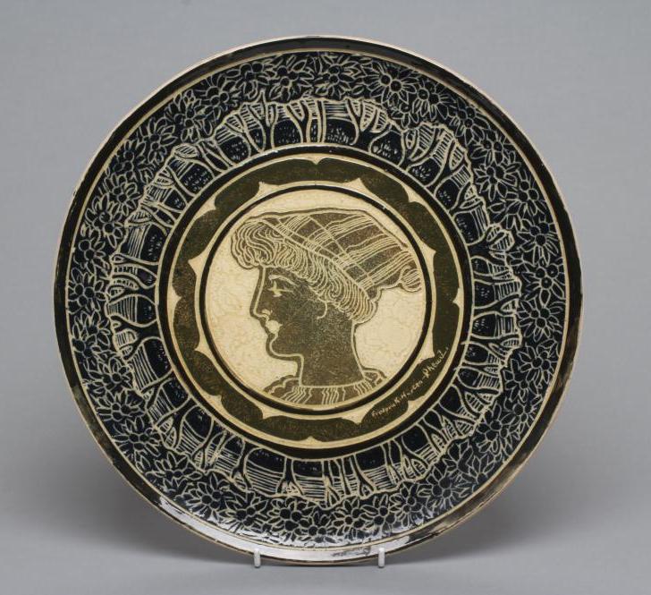 FREDERICK HURTEN RHEAD - an earthenware circular plaque Image