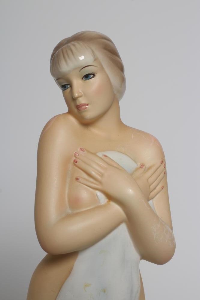 AN ITALIAN RONZAN EARTHENWARE FIGURE Image