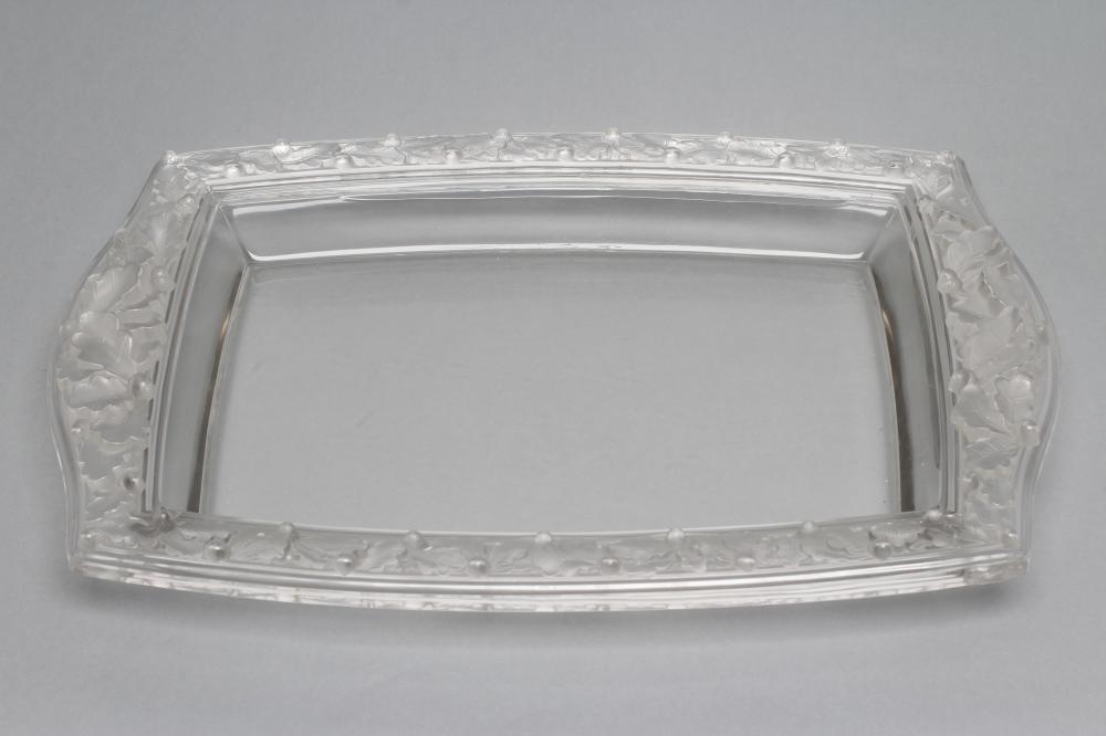 A LALIQUE CHENE CLEAR GLASS TRAY with everted acorn and oak leaf moulded frosted rim Image