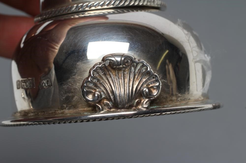 A GEORGIAN STYLE SILVER WINE FUNNEL Image