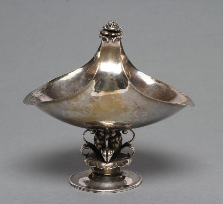 A GEORG JENSEN SILVER SMALL CANDY BASKET Image