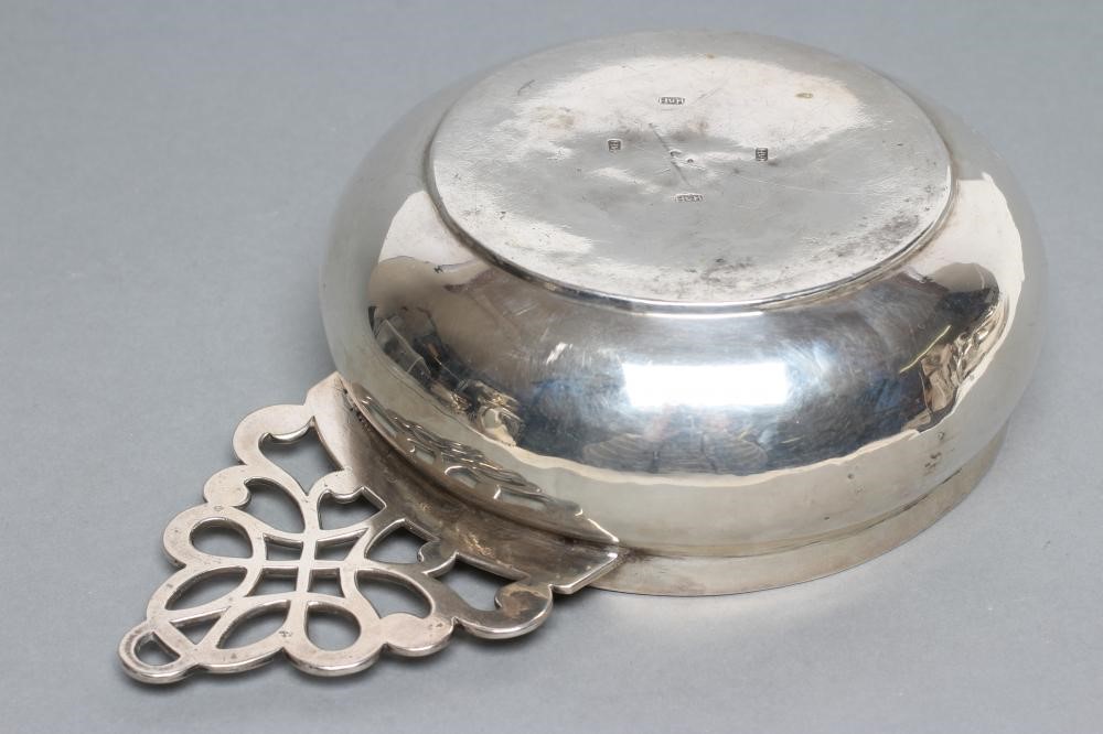 A BLEEDING BOWL Image