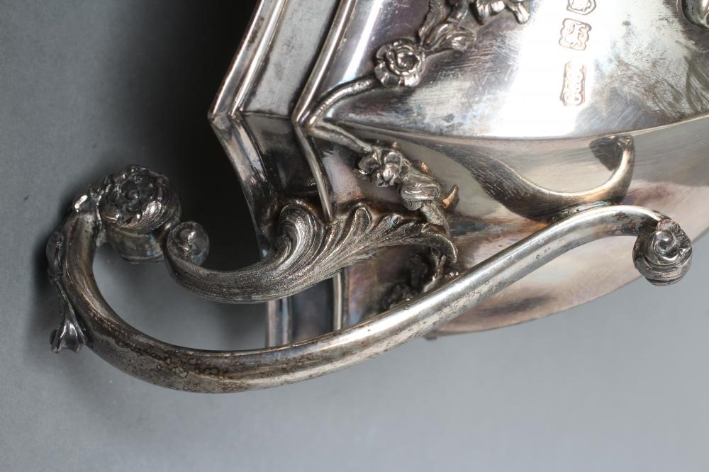 AN EDWARDIAN SILVER PEDESTAL SUGAR VASE Image