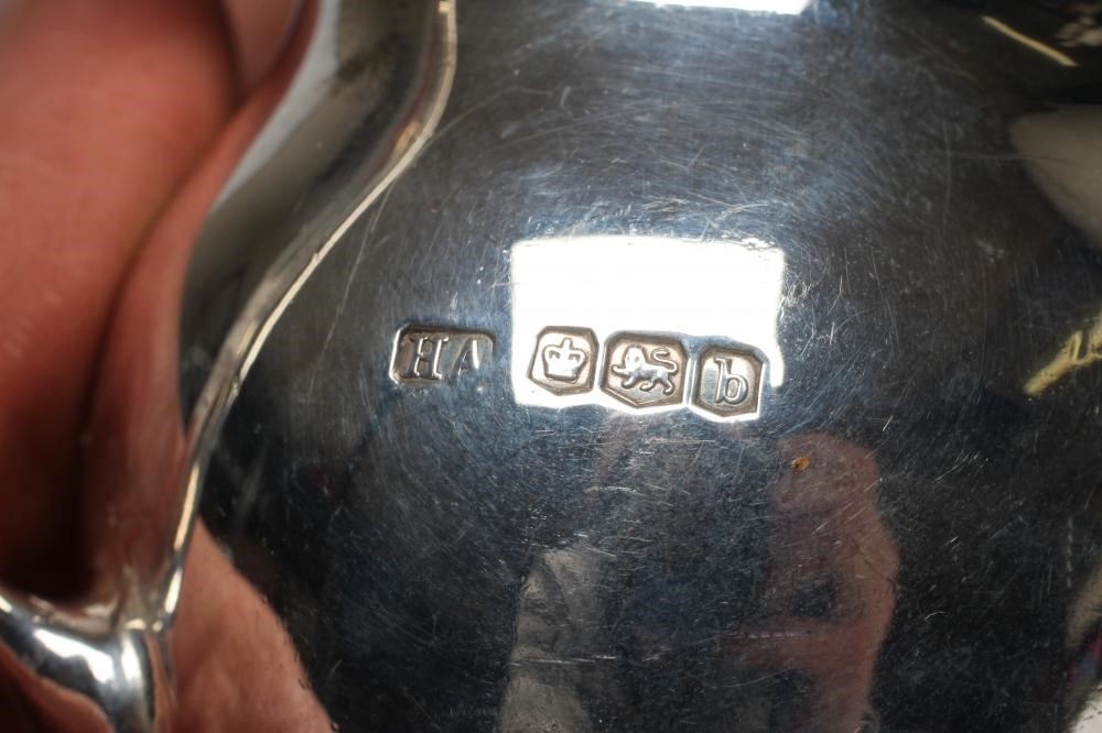 A GEORGE III SILVER TRAVELLING BOUGIE BOX Image