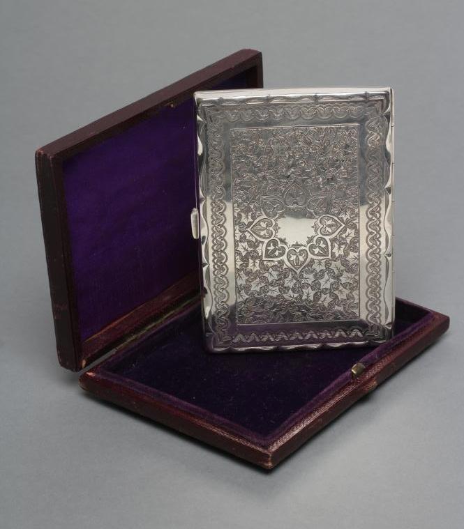 A VICTORIAN SILVER AIDE MEMOIRE Image