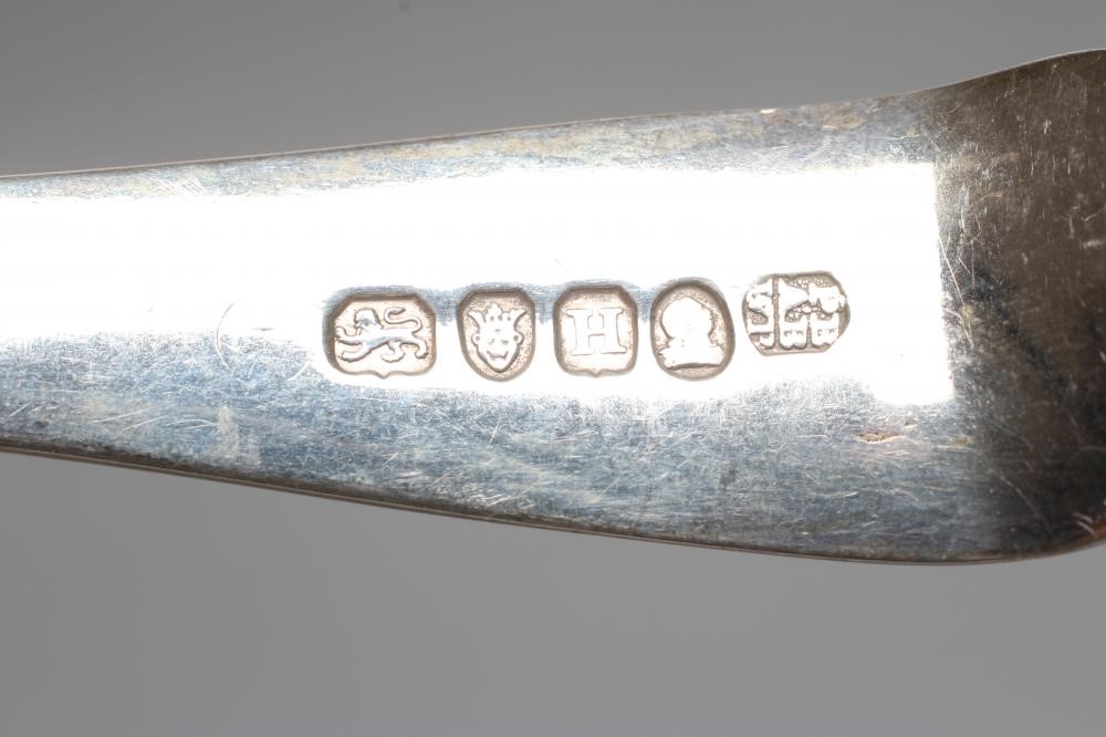 A SET OF SIX WILLIAM IV SILVER OLD ENGLISH PATTERN DESSERT SPOONS Image