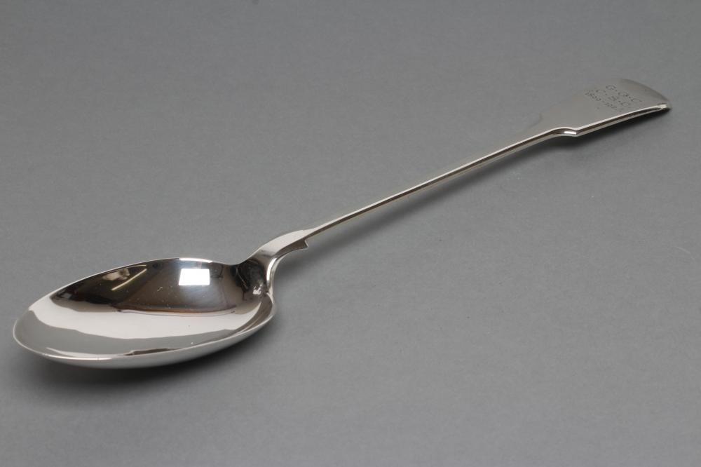 AN EDWARDIAN SILVER FIDDLE PATTERN BASTING SPOON Image