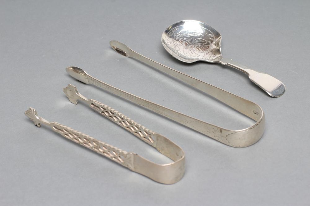 A WILLIAM IV SILVER FIDDLE PATTERN CADDY SPOON Image