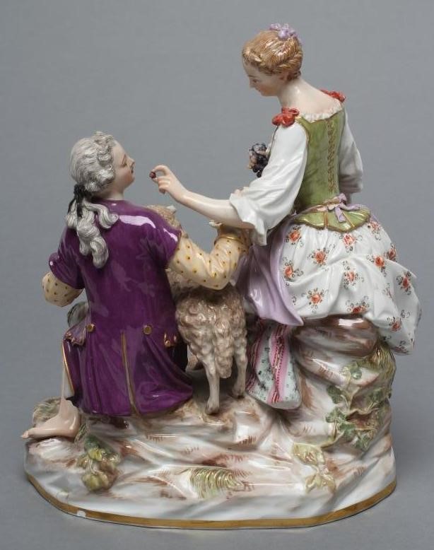 A MEISSEN PORCELAIN FIGURE GROUP Image