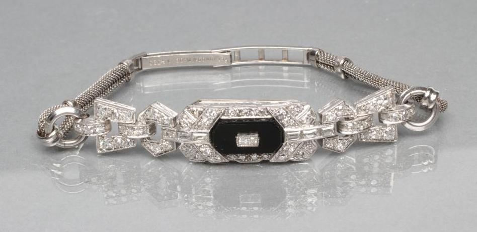 AN ART DECO DIAMOND COCKTAIL BRACELET Image