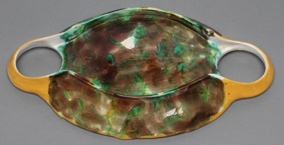 A MAJOLICA STRAWBERRY SET Image