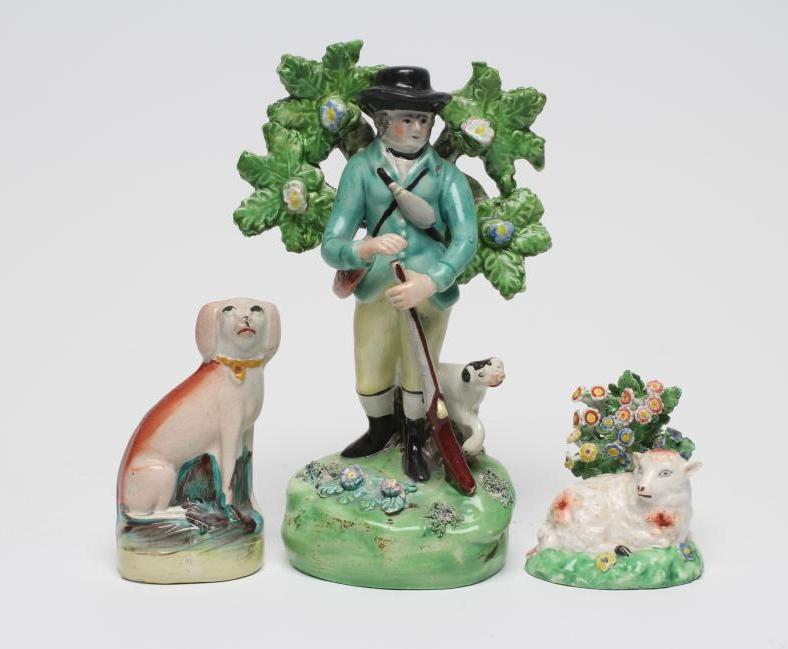 A "WALTON" PEARLWARE HUNTSMAN Image