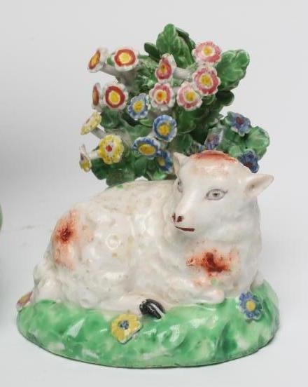 A "WALTON" PEARLWARE HUNTSMAN Image