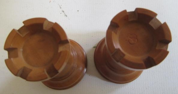 A VICTORIAN JAQUES BOXWOOD AND EBONY STAUNTON CHESS SET Image