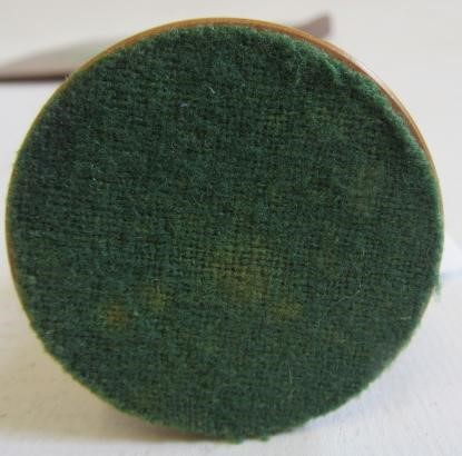 A VICTORIAN JAQUES BOXWOOD AND EBONY STAUNTON CHESS SET Image