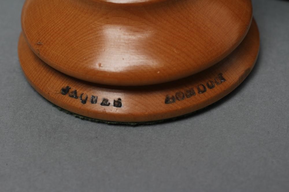 A VICTORIAN JAQUES BOXWOOD AND EBONY STAUNTON CHESS SET Image