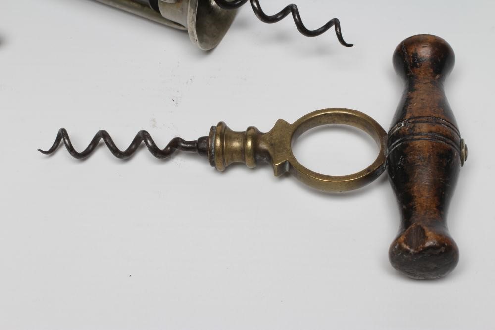 A KINGS TYPE STEEL BARREL CORKSCREW Image