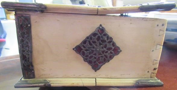 AN IVORY OBLONG BOX Image