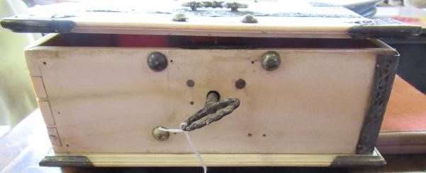 AN IVORY OBLONG BOX Image