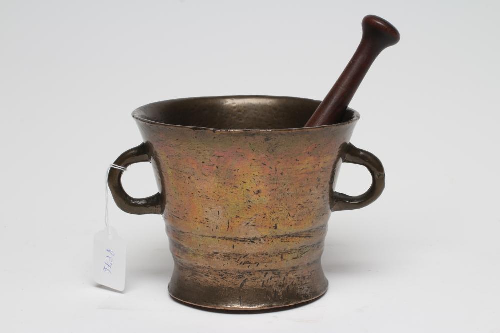 A BRONZE MORTAR Image