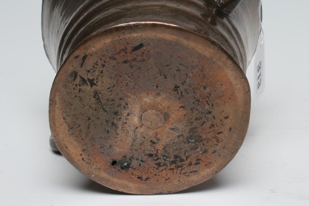 A BRONZE MORTAR Image